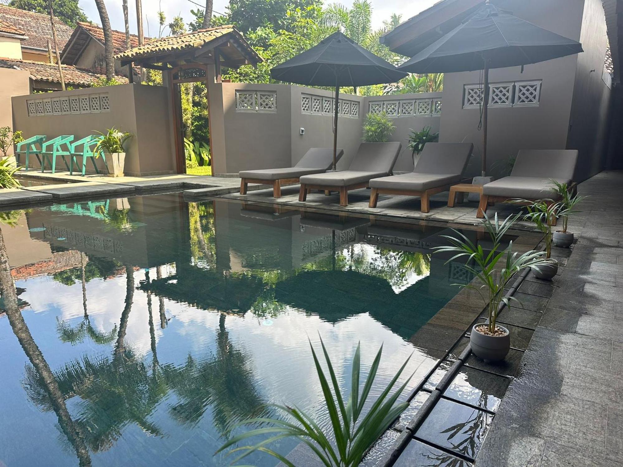 Bk Beach Boutique Hotel - ฮิกคาดูวา ภายนอก รูปภาพ