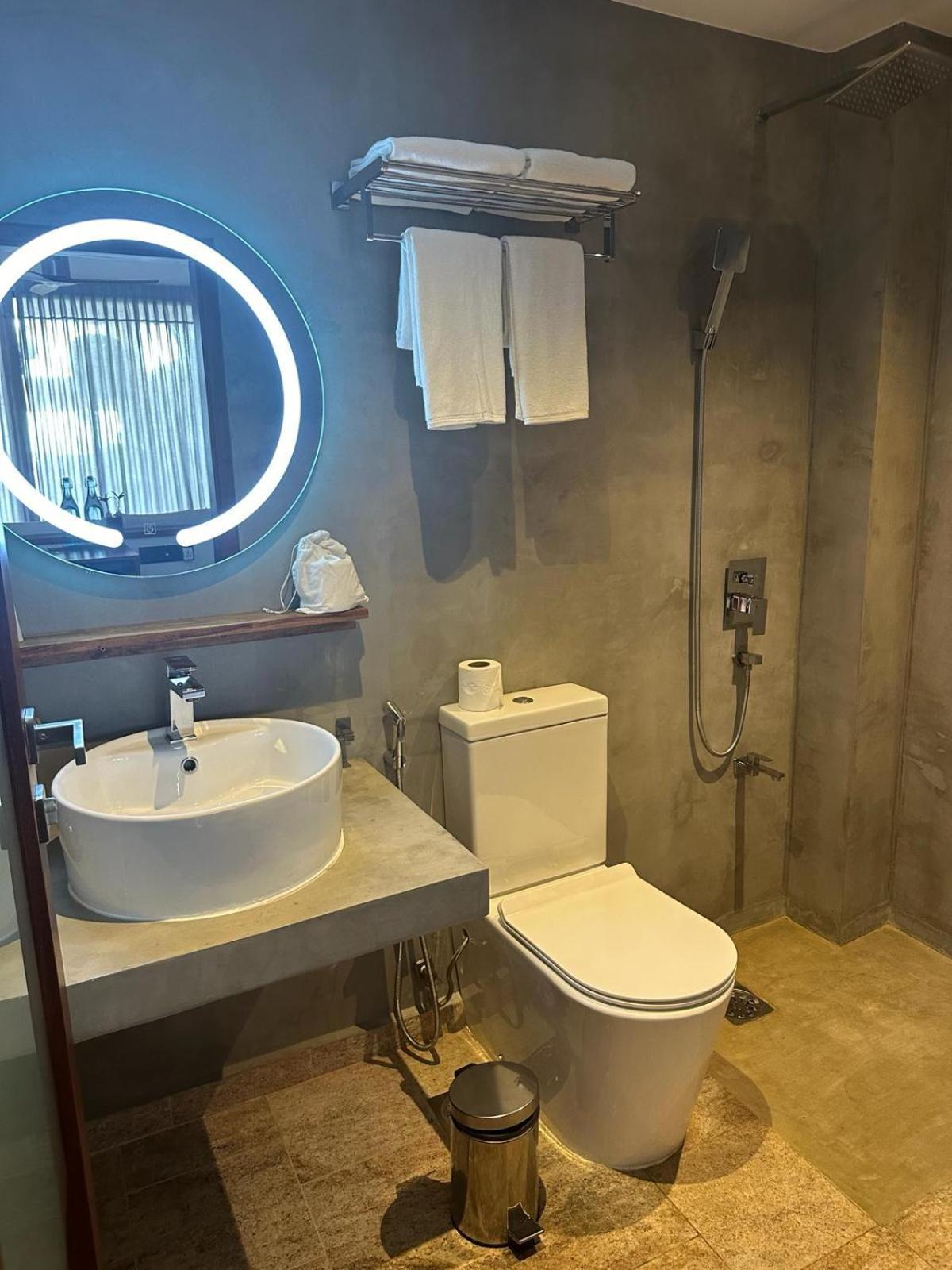 Bk Beach Boutique Hotel - ฮิกคาดูวา ภายนอก รูปภาพ