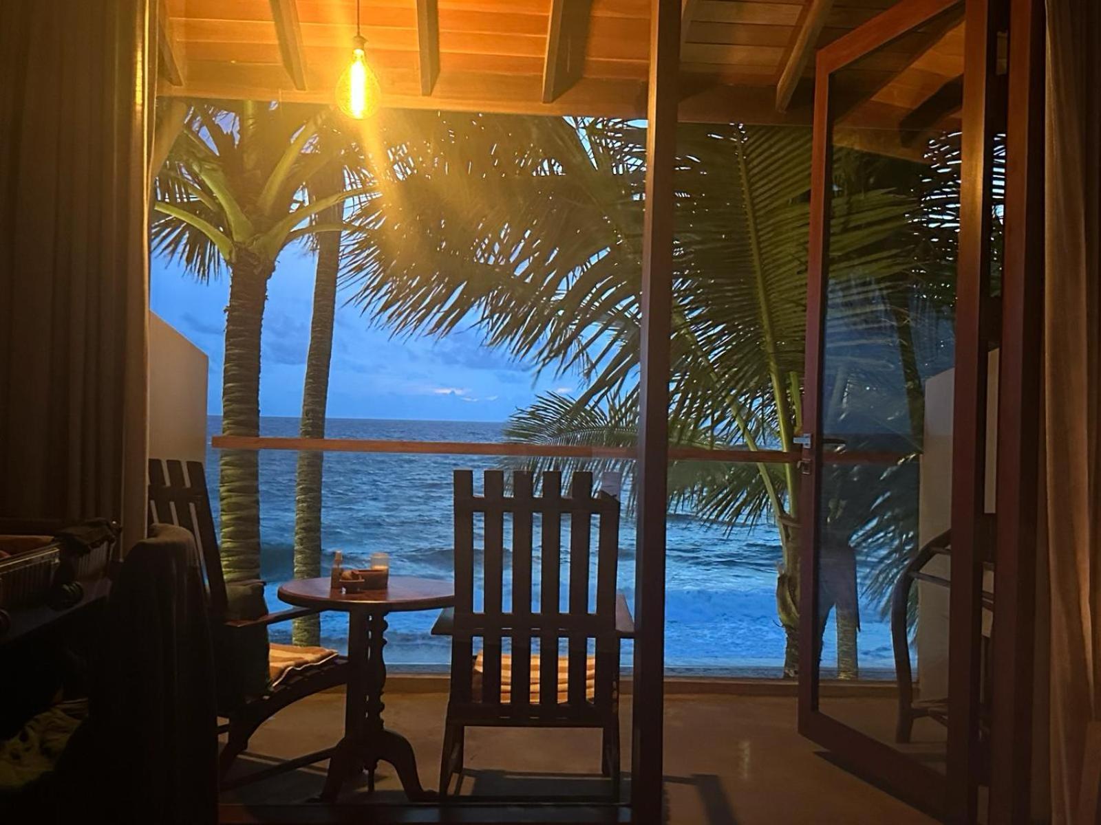 Bk Beach Boutique Hotel - ฮิกคาดูวา ภายนอก รูปภาพ