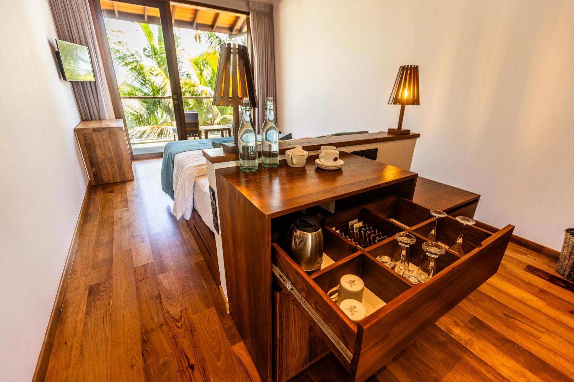 Bk Beach Boutique Hotel - ฮิกคาดูวา ภายนอก รูปภาพ
